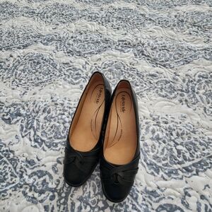 Life Stride Women's Classic Black Flats